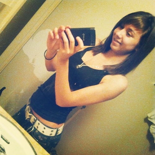 John Jay High School / Sophmore / Works @ Bill Millers / Follow Me & Ill Follow Bacck :)