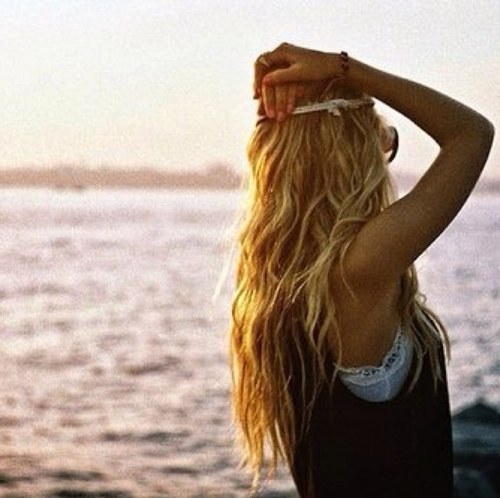 Never love anybody who treats you like you're ordinary - Oscar Wilde