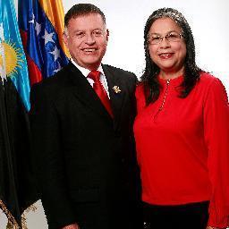 Primera Combatiente del Estado Zulia. 
¡El Zulia, Nombre y Luz de Venezuela!