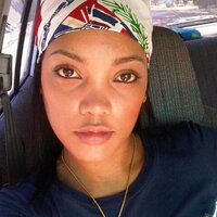 Lina de la rosa (@linabell_) 's Twitter Profile