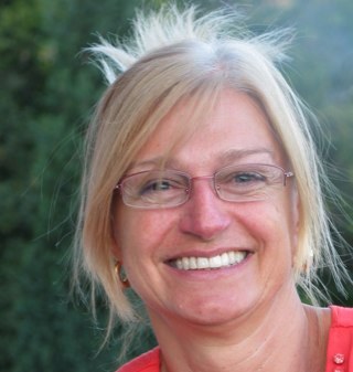 carinengeli's profile picture. 