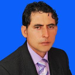 Profesional en Administración de Empresas de la Universidad del Tolima.