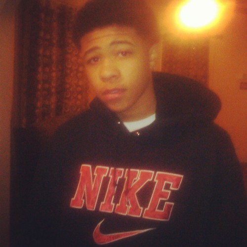 Im just a young nigga tryna eat #follow me #FREE DAVION