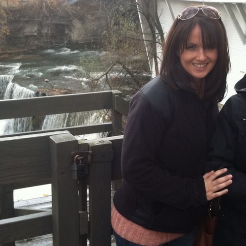 colleenhopf's profile picture. 