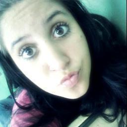 (ChhoInveejosá)

Segue aew , Sigo devolta ! Aproveita e Add no Face :D http://t.co/MXTSKxyQ