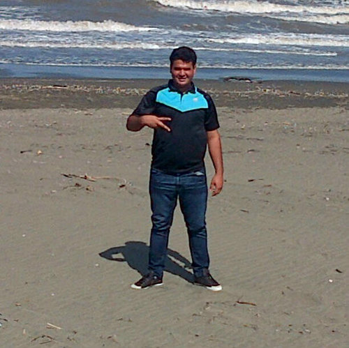 Estudiante de UP!!! I like soccer and music!!!
