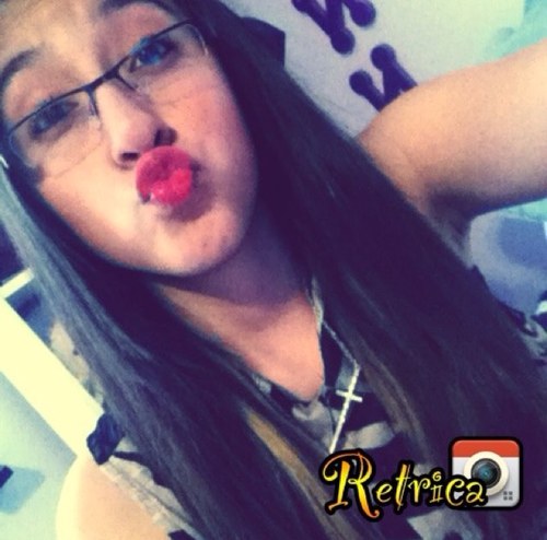 jenny ;* ' follow me & ill follow back simple as that (:
