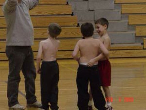 Skintagyouareit's profile picture. It's a simple game.