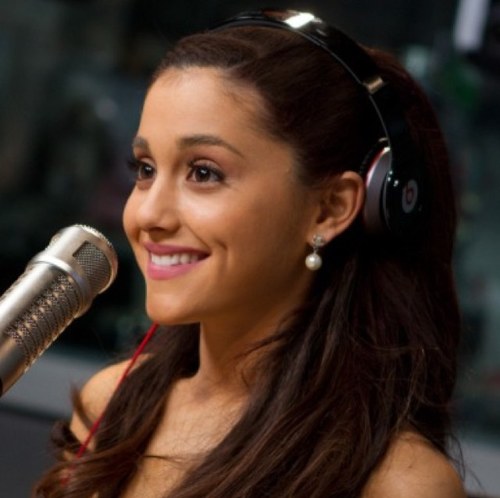 ACM1DBieb's profile picture. ~ariana grande justin bieber and one direction~ @justinbieber @niallofficial :* oh and @tomdaley1994 is fucking gorgeous♥