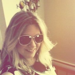 Darice_A's profile picture. mother,artist,photographer,music fanatic & book geek w/the IQ of a genius & the attention span of a gnat! https://t.co/qpcQnPy1t0