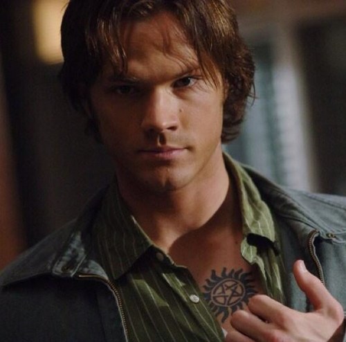 Sam Winchester. Hunter. Stuck with my jerk brother, @DeanWin_no1 . The angel tagging along is what keeps me sane, @CastielHeaven ((RP 18+ #MsWriter))