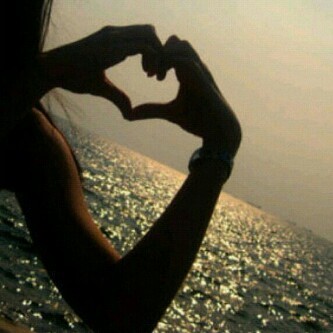 nanaana31's profile picture. 