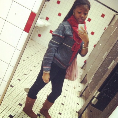 @xLuckyAssBITCH is my love ❤ & my twubby is @90sRetro_Aged  , follow us & retweet the @illestt_ tweets on twitter ✌