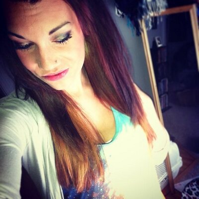 Emma Place On Twitter Long Hair Don T Care Clay Matthews
