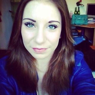 - #OO1 Mama & de beste Sharon !  ' - high life. - 211OO9 † ' - hardstyle -