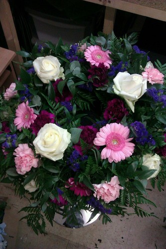 Mrsgos29's profile picture. Unique flower designs made just for you call 01702 524386 to discuss your idea's. Delivery In the Essex Area.