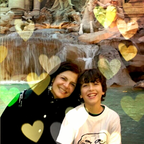 monisai18's profile picture. 