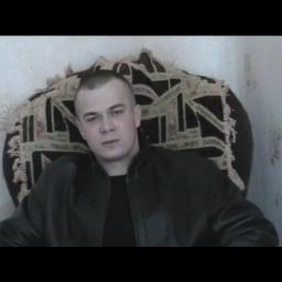 sereg985's profile picture. FOLLOW ME I WILL FOLLOW U BACK #followback #teamfollowback РОССИЯ http://t.co/pL1wU9Ujbe