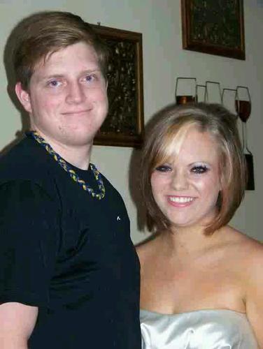 carlee92's profile picture. 