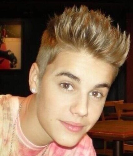 koullachara's profile picture. 