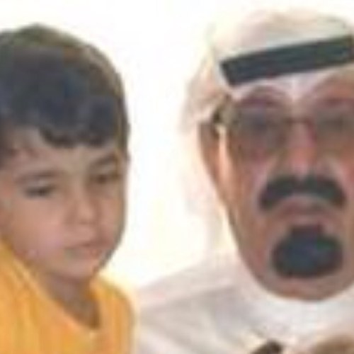 مسلم عربي سعودي لدي قاعده هي صديقك من صدقك وليس من نافق لك