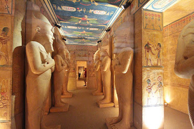 Museo itinerante del templo egipcio Abu Simbel. Es una impresionante réplica del templo real.