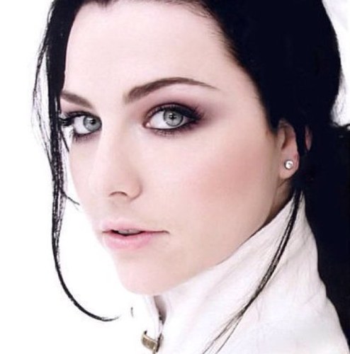 Evanescence Photos and Lyrics!