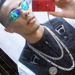 Prometo ficar vivo até morrer     (H  MOLEQE COOoONQISTÁ