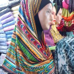 ARcollection1's profile picture. Kami menjual pelbagai jenis tudung , jam dll . Jika anda berminat sila DM atau metion kami .