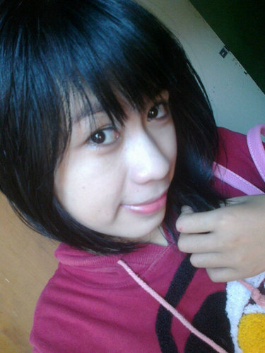 Tetap tersenyum p pun yang terjadi  ϑî  hidup kita sekarang love u 24~10~08