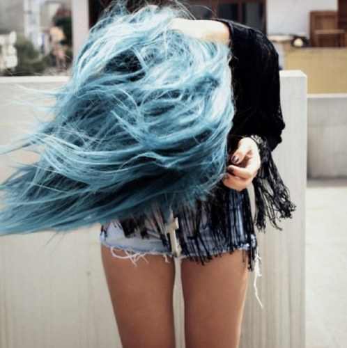 DeadAre_Living's profile picture. Naomi. Single. Singer & Songwriter. RTed twice & tweeted twice by @NathanRyan. Model for @ByHandClothing. Music's my only escape. RIP Chelsea, 13th April.