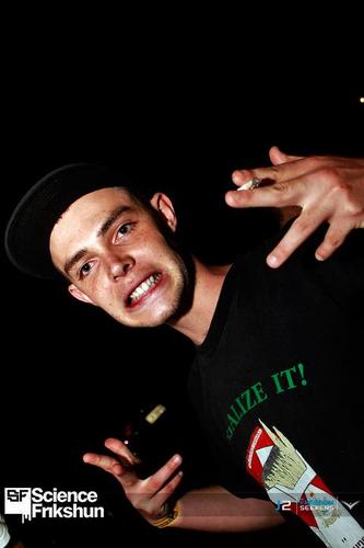I am a 23 yr. old white guy from randburg. I enjoy graffiti, skateboarding and any type of art. my music preference is underground hip hop