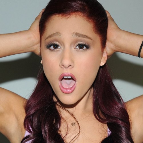 Hiaa!! (: I LOVE Ariana Grande
Nuff said (: follow and i will follow back