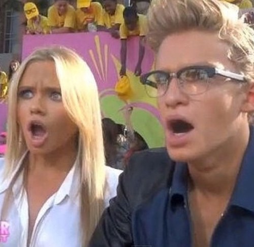 Feels like i'm standing in Miami, while you're in LA. @CodySimpson ....oh wait.