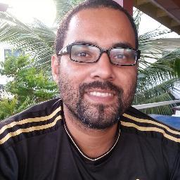 Comunicador Social y Administrador