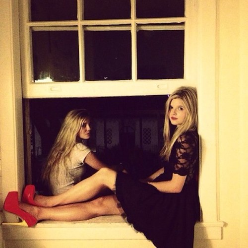 AnubisAmberM's profile picture. I Use To Be At Anubis House||Was The Headmaster Of Sibuna||At Fashion School||Single||Fashionista||