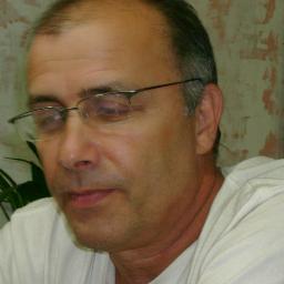 Profesor investigador Universidad Autónoma de Tamaulipas (UAT). Mx. Coordinador Laboratorio de Estudios Regionales/UAT.Interesado en los temas de México y Cuba.