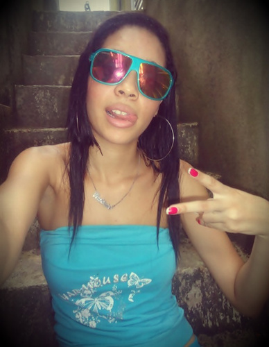 Minha mãe me deu a luz e eu tô brilhando até hoje, bjs fãs!