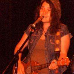 mariamango's profile picture. traveler, busker, singer-songwriter-songfinder, freelance angel, couchsurfing nanny, good friend & listener, lover of love