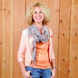 Enthousiaste ondernemer met een passie voor jeans and fashion. Eigenaar Vifjeans.nl