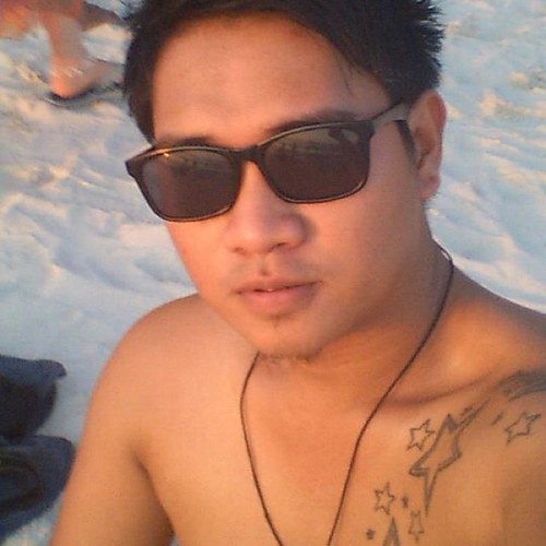 VampireManX's profile picture. the player