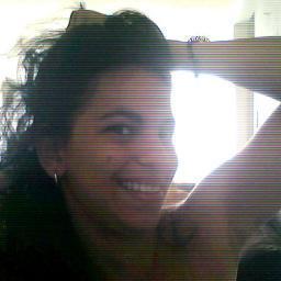 Soy loca, rayada, difícil de entender, no siempre contesto bien, despistada, a veces intolerante y muchas cosas mas.... SÍGUEME!