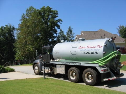 All employees at Septic Service Pro are insured and are licensed by the state.
678-292-8728