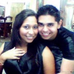 Ing roy zolano 100 % chavista... Hasta la victoria siempre.. Chavez vive la lucha sigue.. Esposo de @celypb