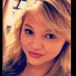 hi!, im taylor, i ship auslly, raura, i love BTR, R5, taylor swift, i love ross, and rocky lynch, and i would die without books, my dog and my guitar