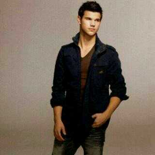 I am Jacob j black I am single and looking !!!!!