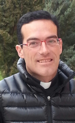 CTO-CDO of computer sistems and networks in the Archidiocese of BURGOS. Parish priest... Computer engineer