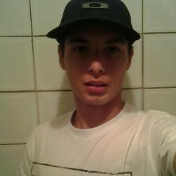 ... To planejando ficar rico nesse ano $$' ! ♪' .. Allan 16 Anos
;Melhor Amiga: @AllessandraFont ..; sem ++ ; #Facebook.: http://t.co/S5f8KdSbY4
