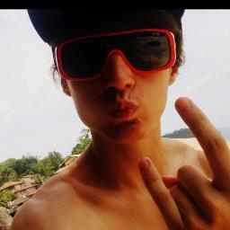 Fc DEDICADO ao Guilherme Morari , Gato da @TodaTeen , 18 anos , mora em Mogi-Mirim,SP , Cantor & Compositor!

http://t.co/NOwn5KbMqT
http://t.co/Z6zFHhcali