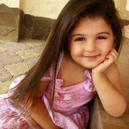 ElsimaOzer's profile picture. bir tek geceleri seviyorum,imkansızlıkları unutturup seni bana yolluyor diyeee